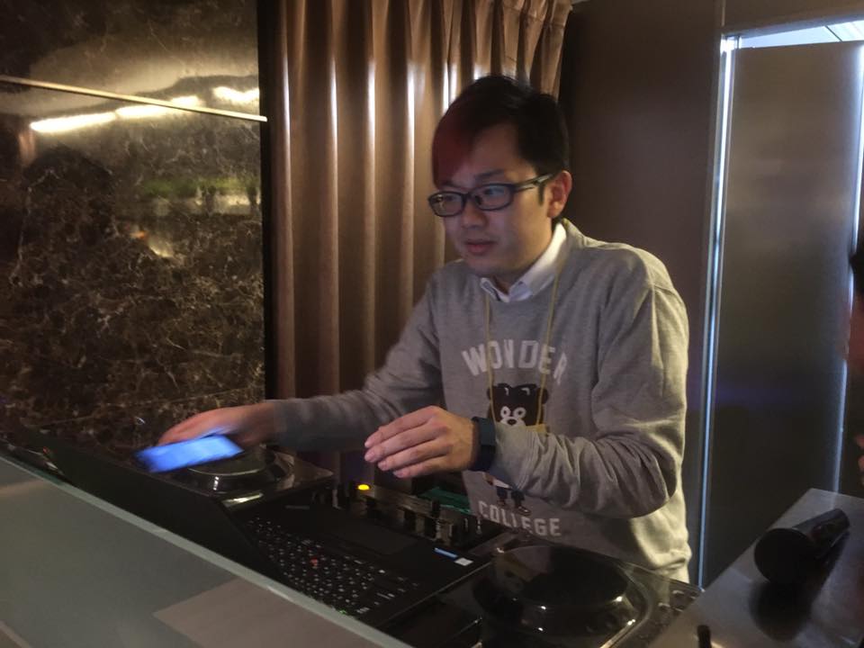 takayanagi_dj.jpg