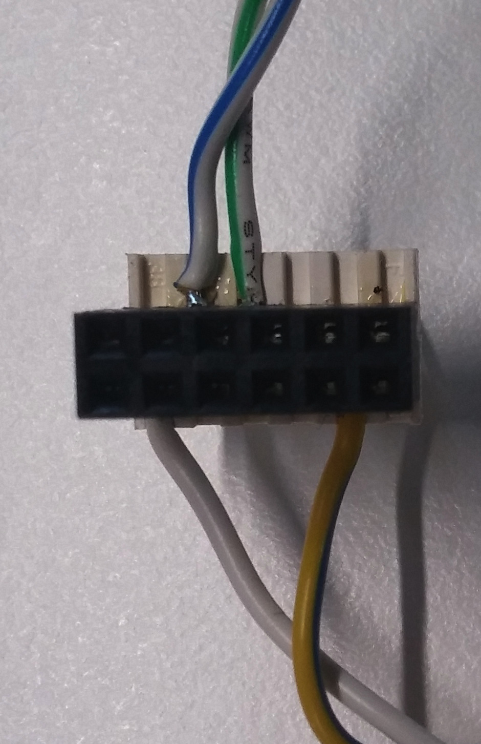 11_connector_female_side.jpg